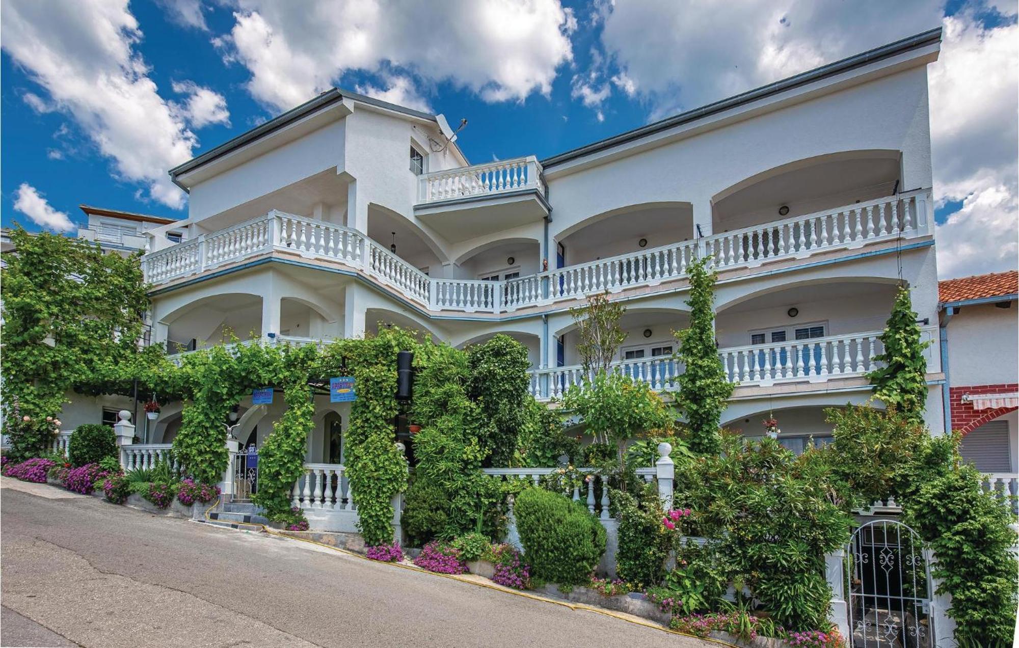 Stunning Apartment In Crikvenica With Wifi Экстерьер фото