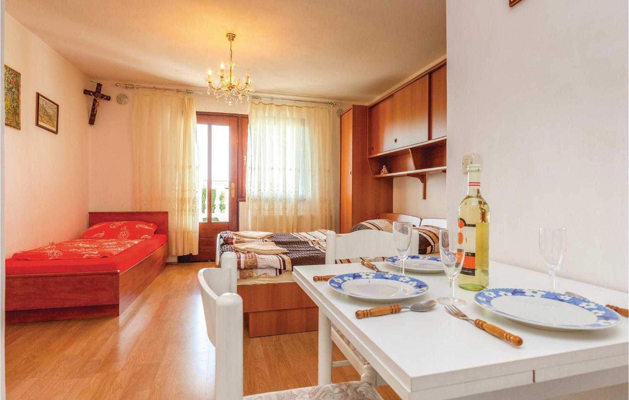 Stunning Apartment In Crikvenica With Wifi Экстерьер фото