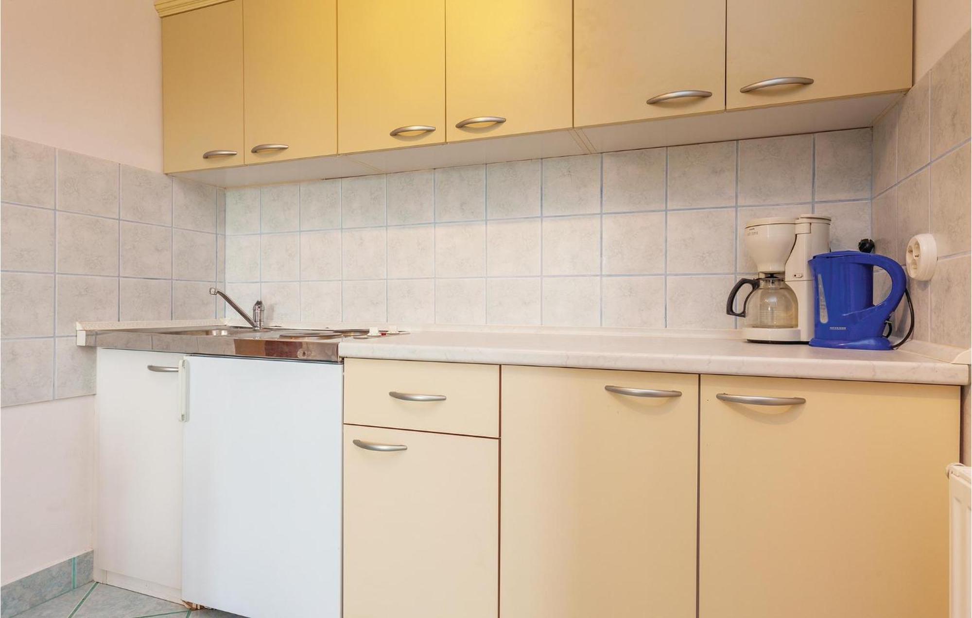 Stunning Apartment In Crikvenica With Wifi Экстерьер фото