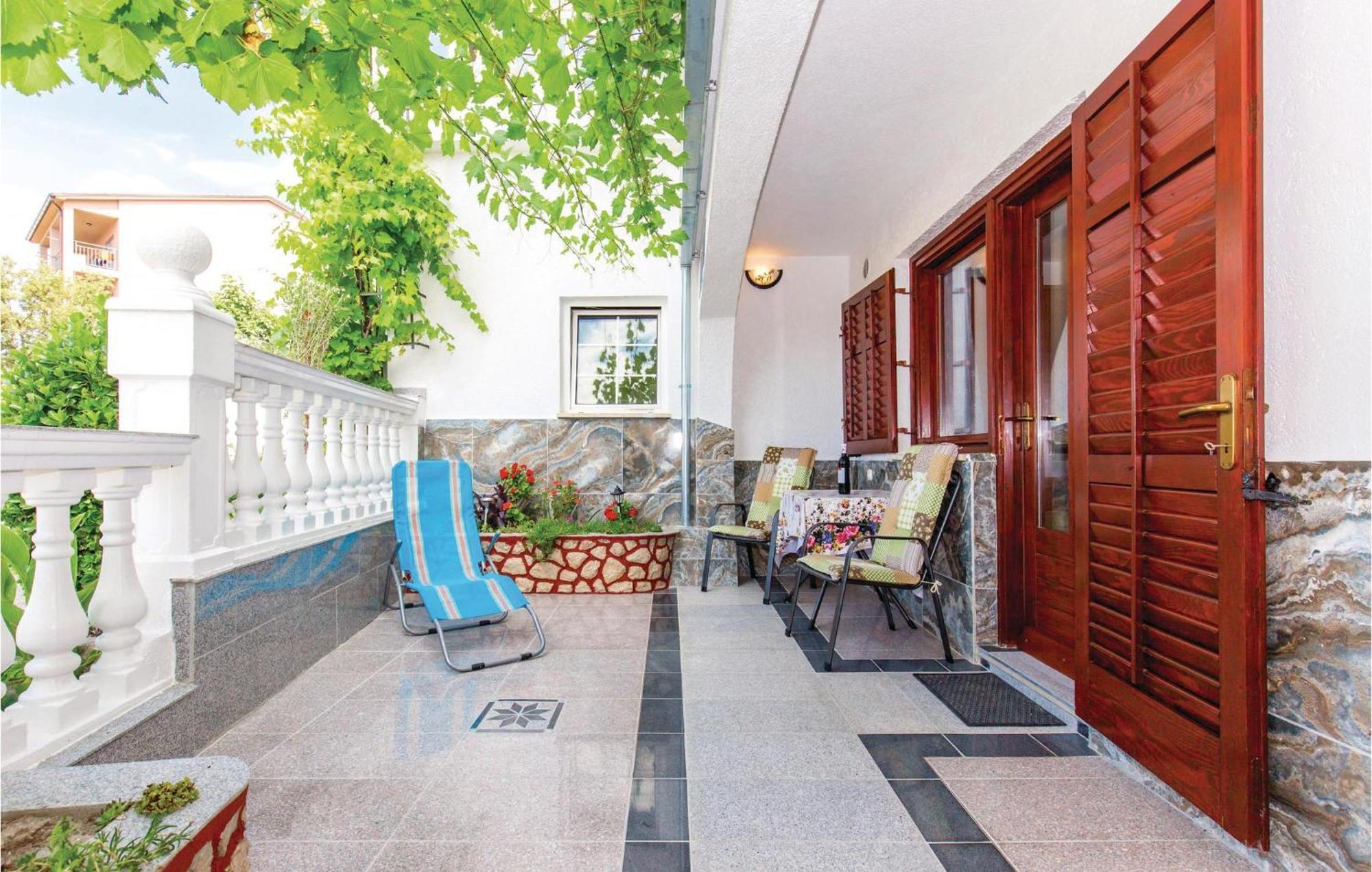 Stunning Apartment In Crikvenica With Wifi Экстерьер фото