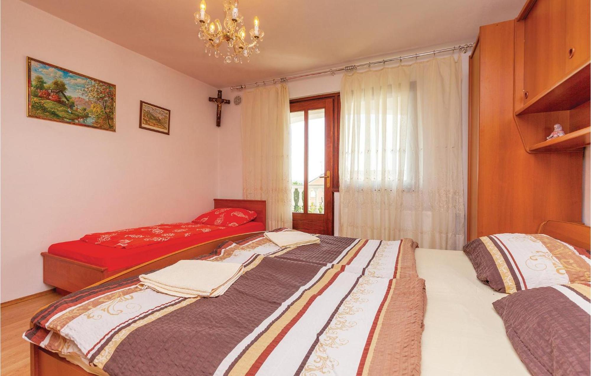 Stunning Apartment In Crikvenica With Wifi Экстерьер фото